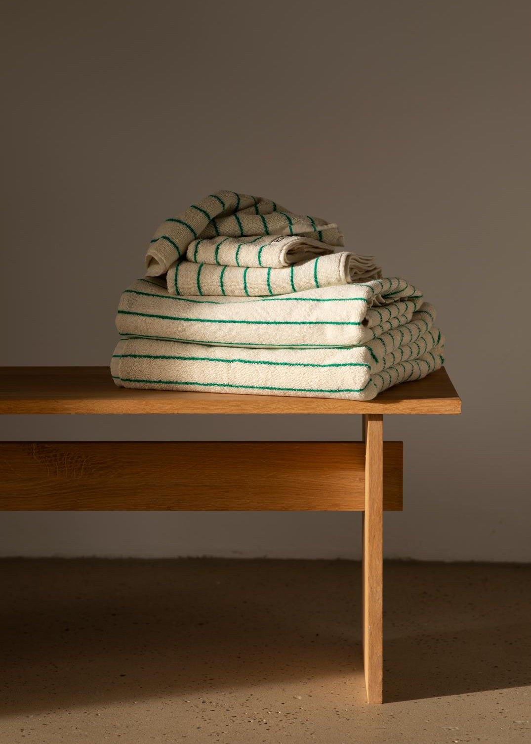 NARAM LARGE BATH SHEET │ PURE WHITE & GRASS