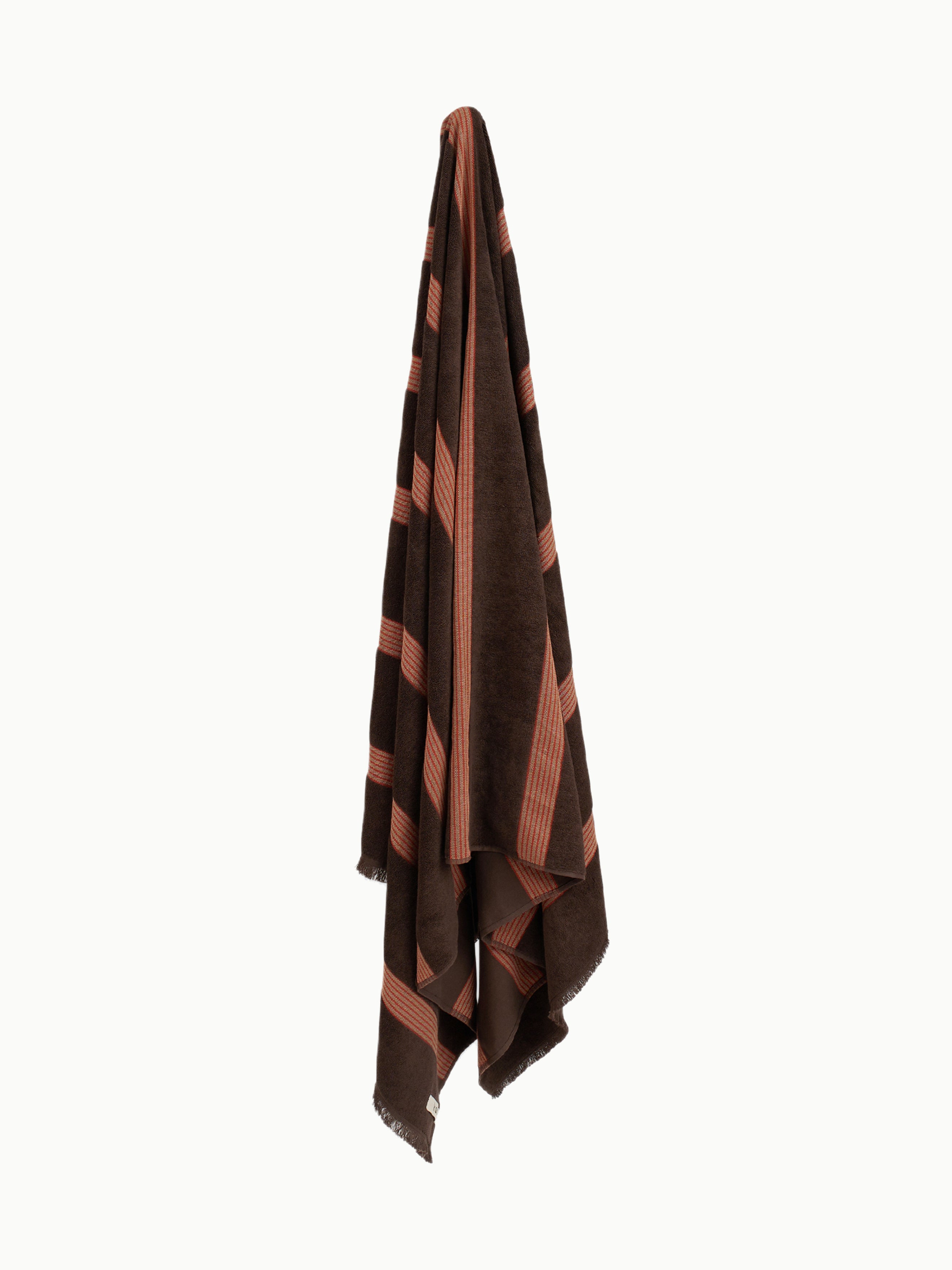 KØBN BEACH AND BATH TOWEL │ UMBER