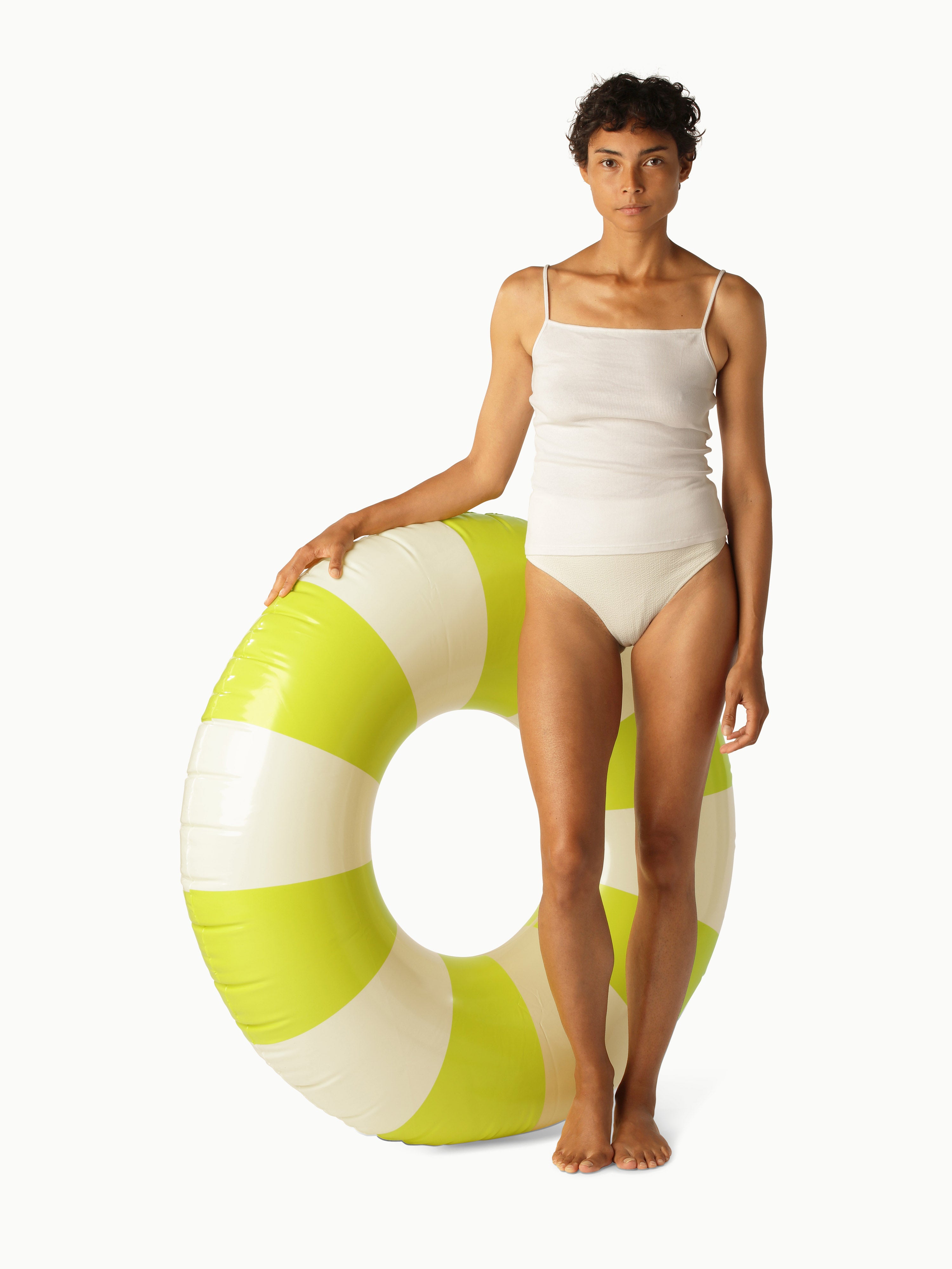 CLASSIC FLOAT │ NEON