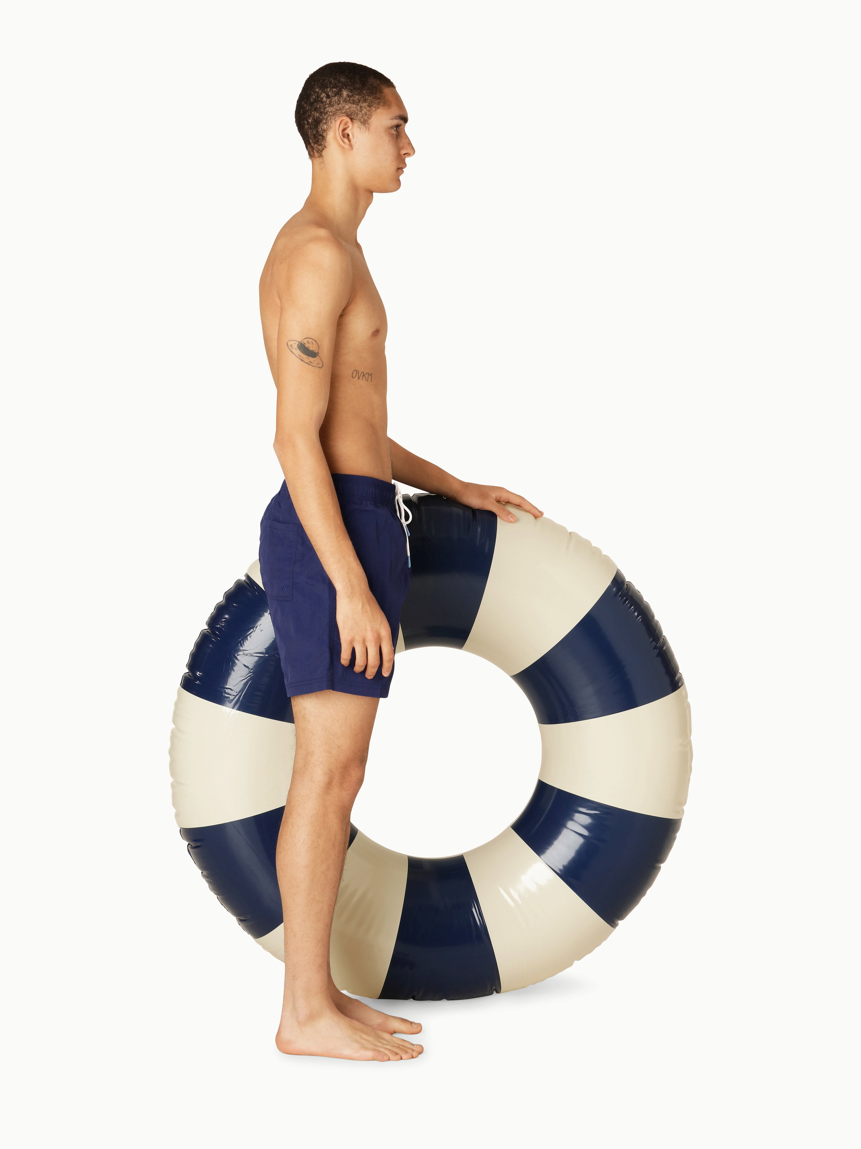 CLASSIC FLOAT │ CANNES BLUE